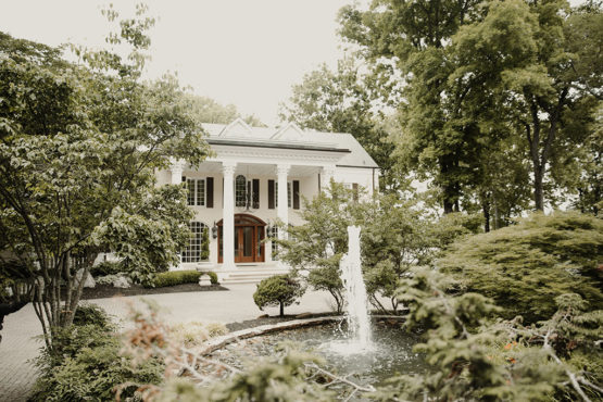 the mansion at The Estate at Cherokee Dock